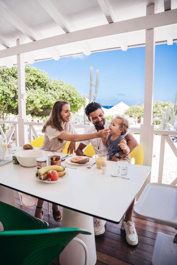 Papagayo Beach Resort (Adults Only) Виллемстад Экстерьер фото