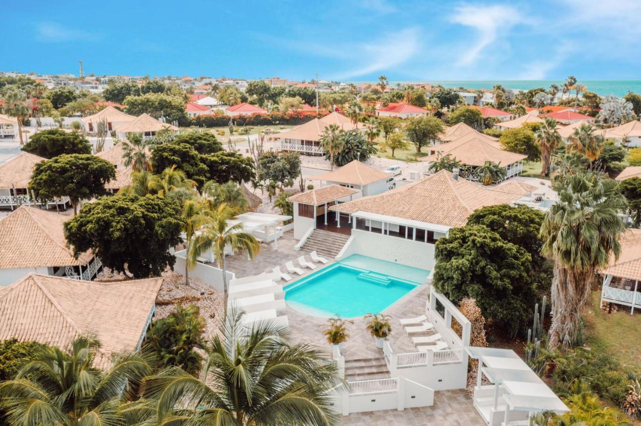 Papagayo Beach Resort (Adults Only) Виллемстад Экстерьер фото