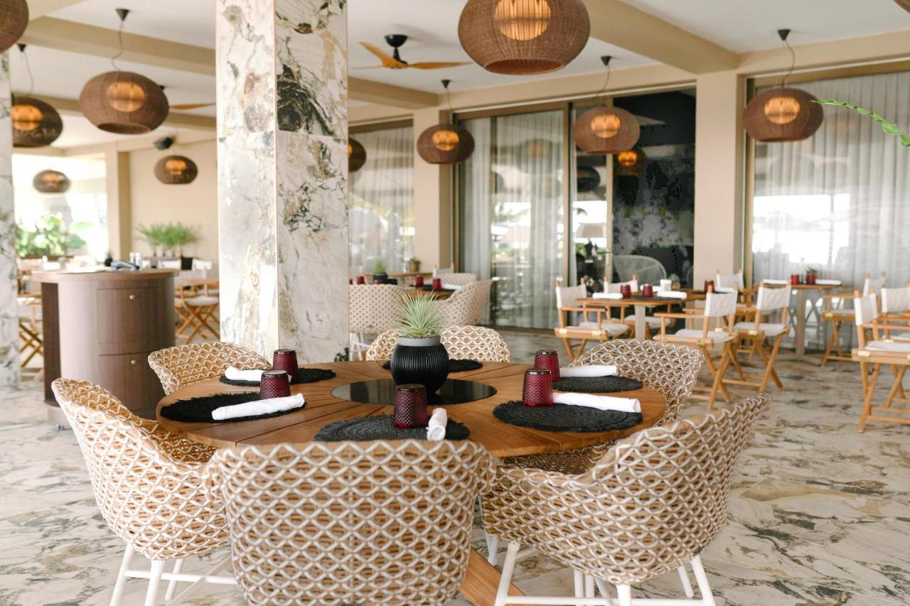 Papagayo Beach Resort (Adults Only) Виллемстад Экстерьер фото