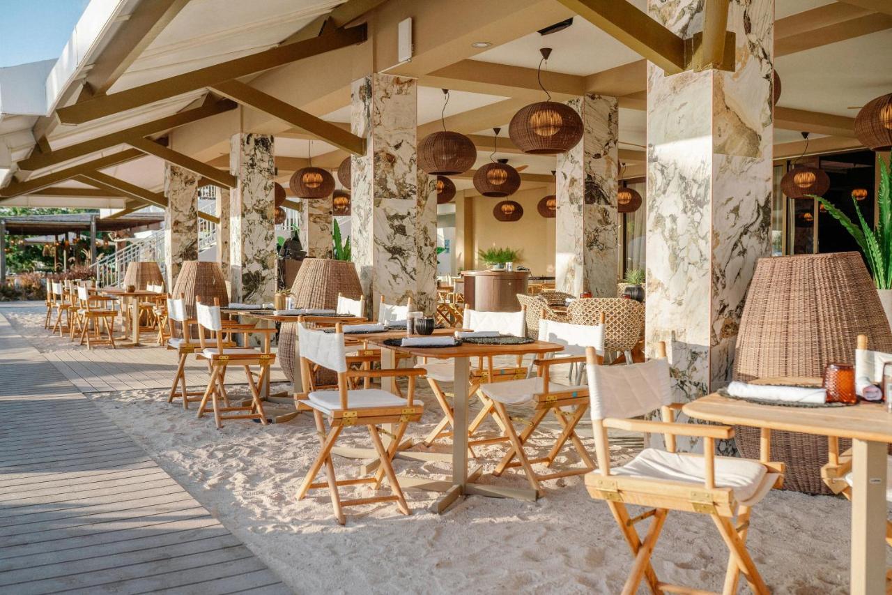 Papagayo Beach Resort (Adults Only) Виллемстад Экстерьер фото