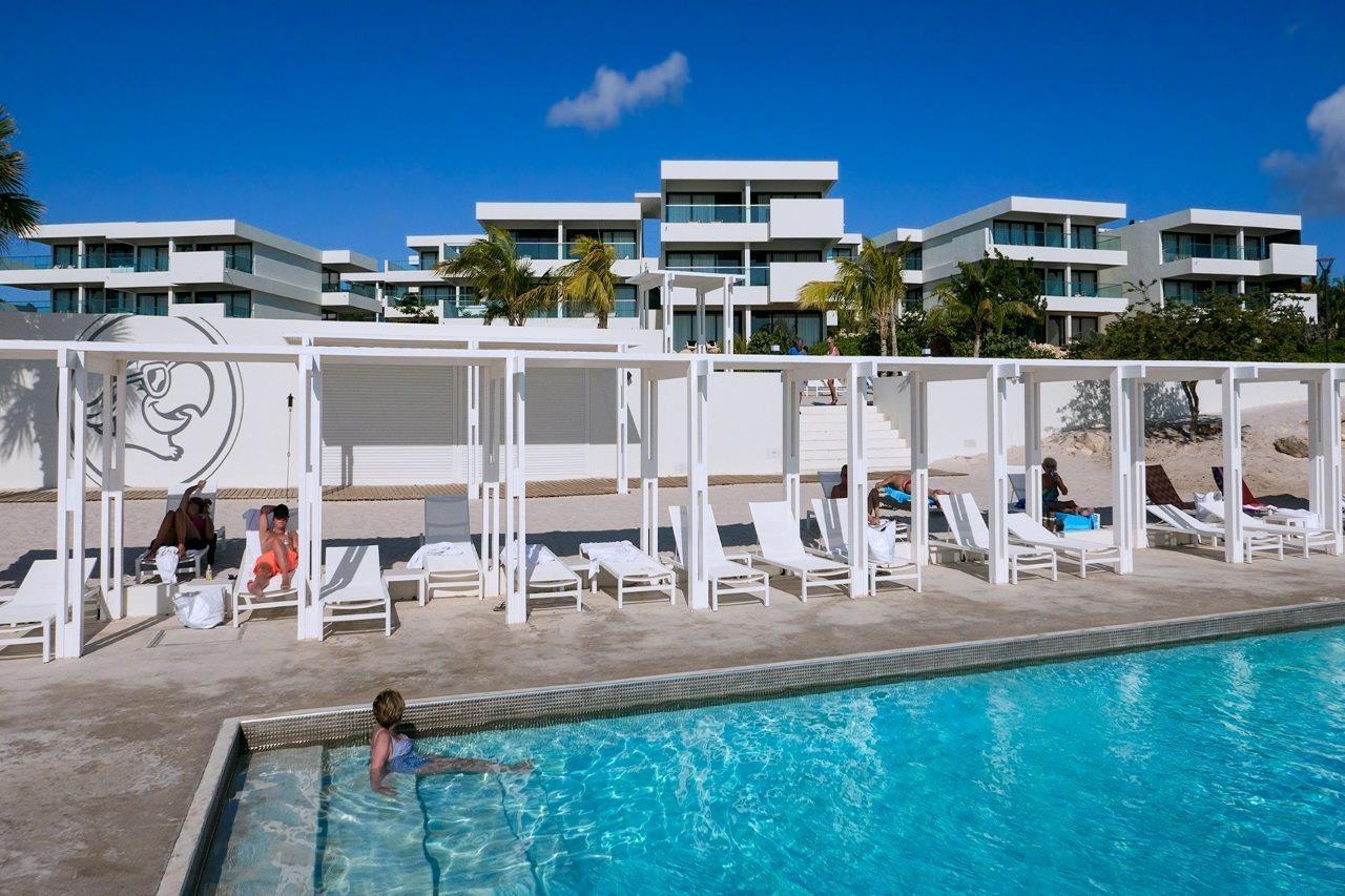 Papagayo Beach Resort (Adults Only) Виллемстад Экстерьер фото